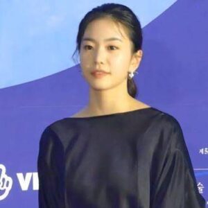 Lee Seol