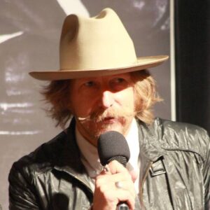 Lew Temple