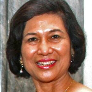 Loida Lewis