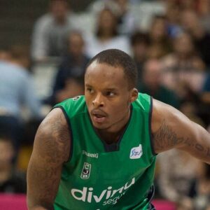 Maalik Wayns