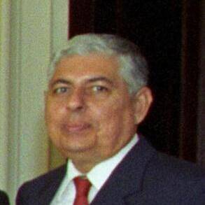 Manuel Esquivel