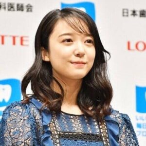 Mone Kamishiraishi