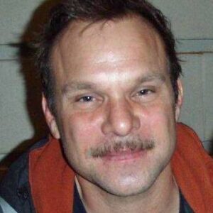 Norbert Leo Butz