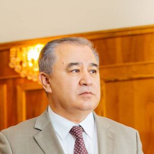 Omurbek Tekebayev