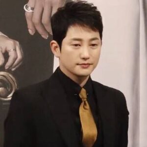 Park Si-hoo