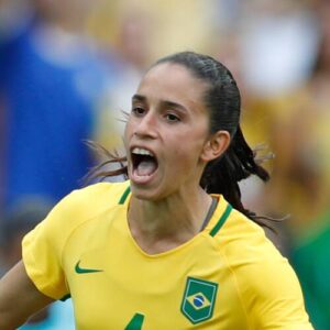 Rafaelle Souza