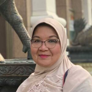 Riri Fitri Sari