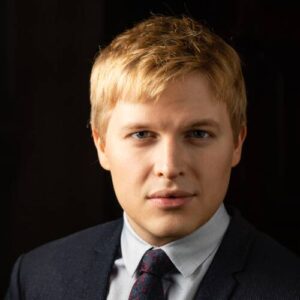 Ronan Farrow