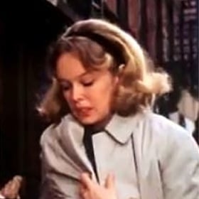Sandy Dennis