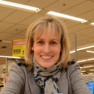 Santa Montefiore