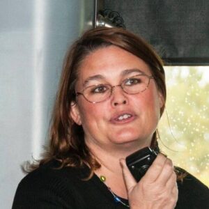 Sara Gelser