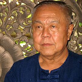 Sulak Sivaraksa