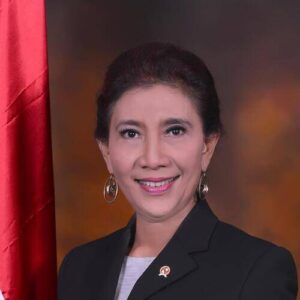 Susi Pudjiastuti