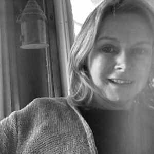 Suzanne Weyn