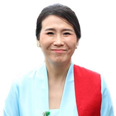 Veronica Tan