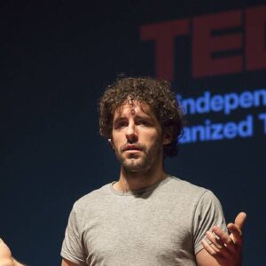 Victor Lobo Escolar
