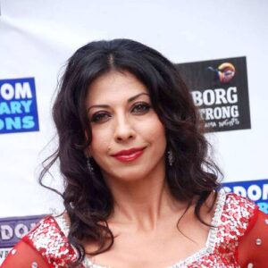 Vida Samadzai