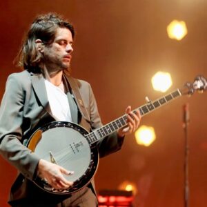 Winston Marshall