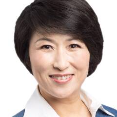 April Yao