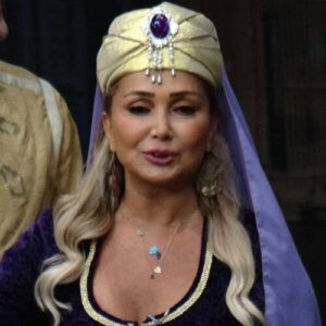 Yonca Evcimik