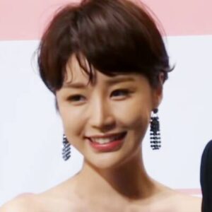 Yoon Jin-yi